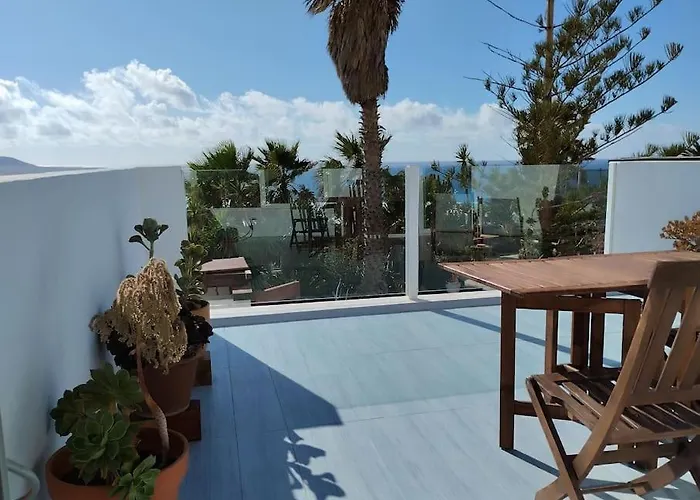 360 View To Ocean And Cliffs Daire