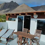 360 View To Ocean And Cliffs * Famara